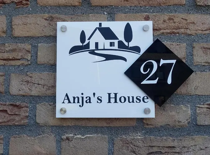 Anja's House * Μπρέντα